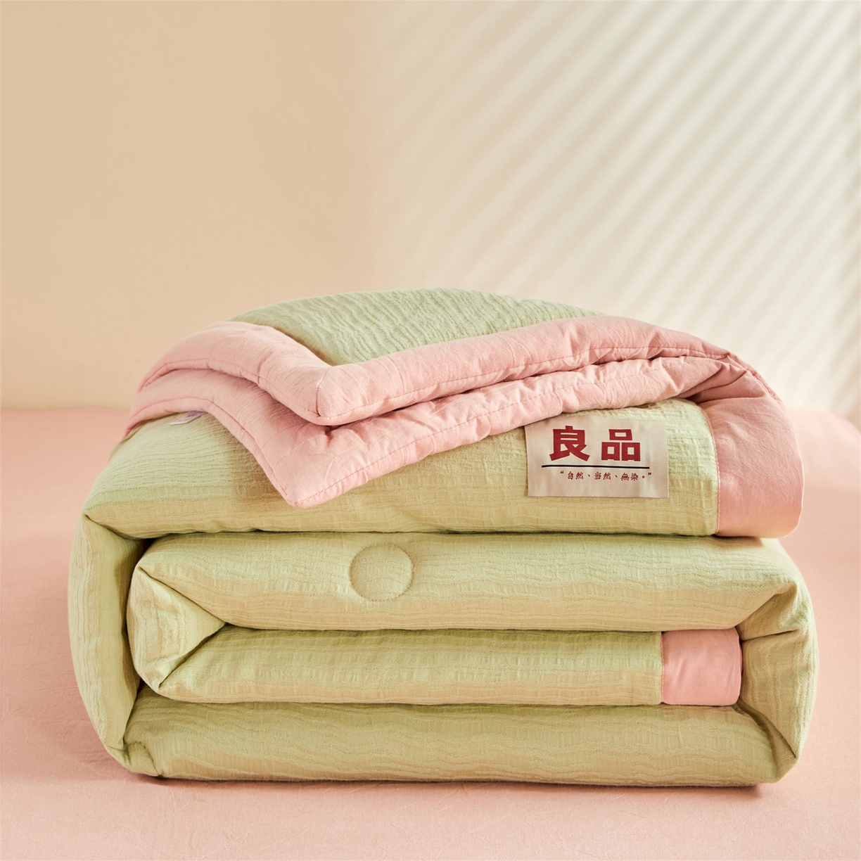 91家纺网 家纺一手货源 找家纺 恬思语家纺 2026春夏新款全棉色织大提花棉花夏被空调被夏凉被四件套芳华系列 芳华-绿粉