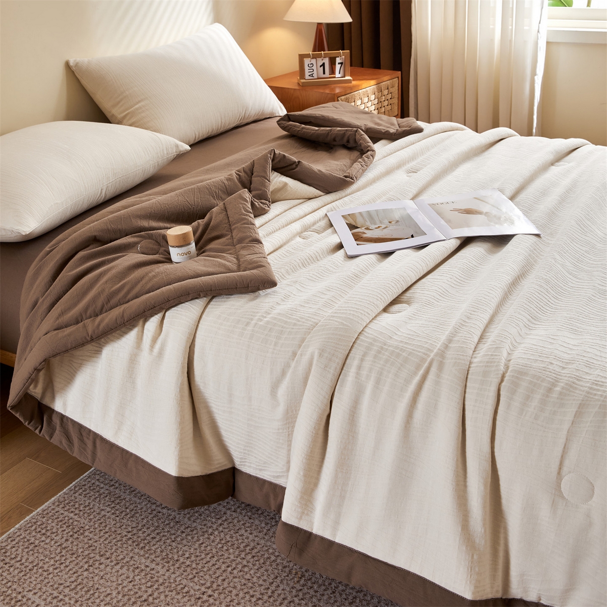 91家纺网 家纺一手货源 找家纺 恬思语家纺 2026春夏新款全棉色织大提花棉花夏被空调被夏凉被四件套芳华系列 流年-卡其