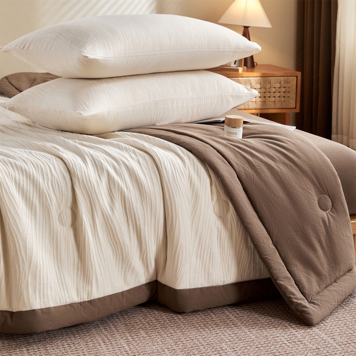 91家纺网 家纺一手货源 找家纺 恬思语家纺 2026春夏新款全棉色织大提花棉花夏被空调被夏凉被四件套芳华系列 流年-卡其