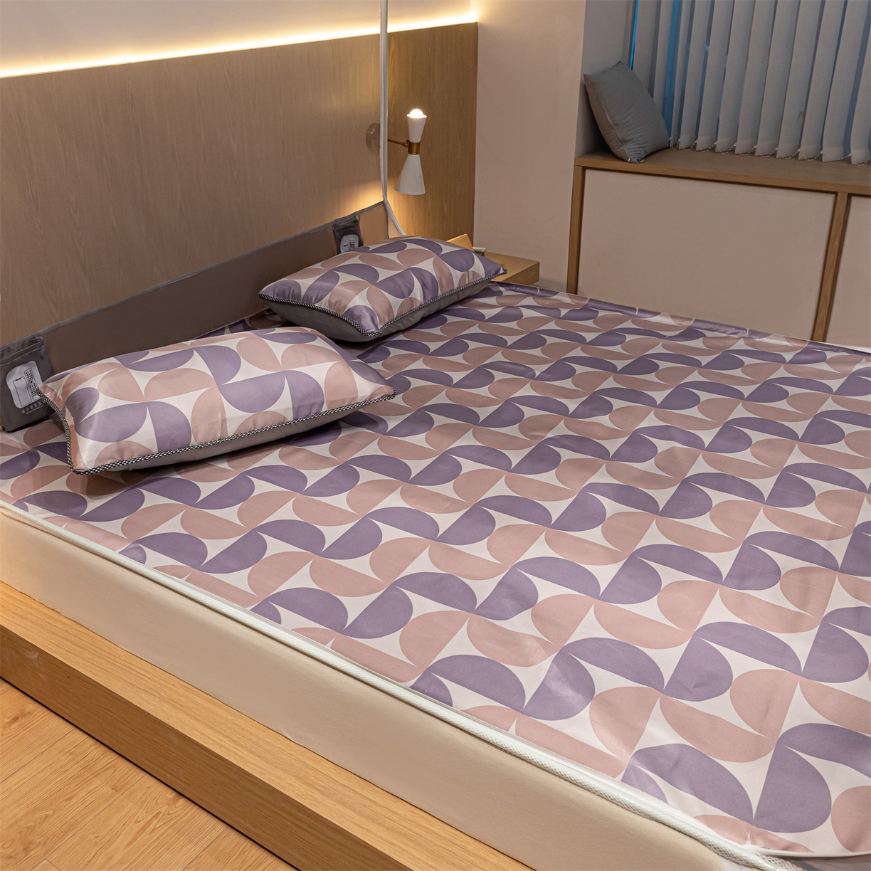 91家纺网 家纺一手货源 找家纺 飞轮海蚊帐 2026新款防蚊坐床式防滑蚊帐-Z70 几何半圆