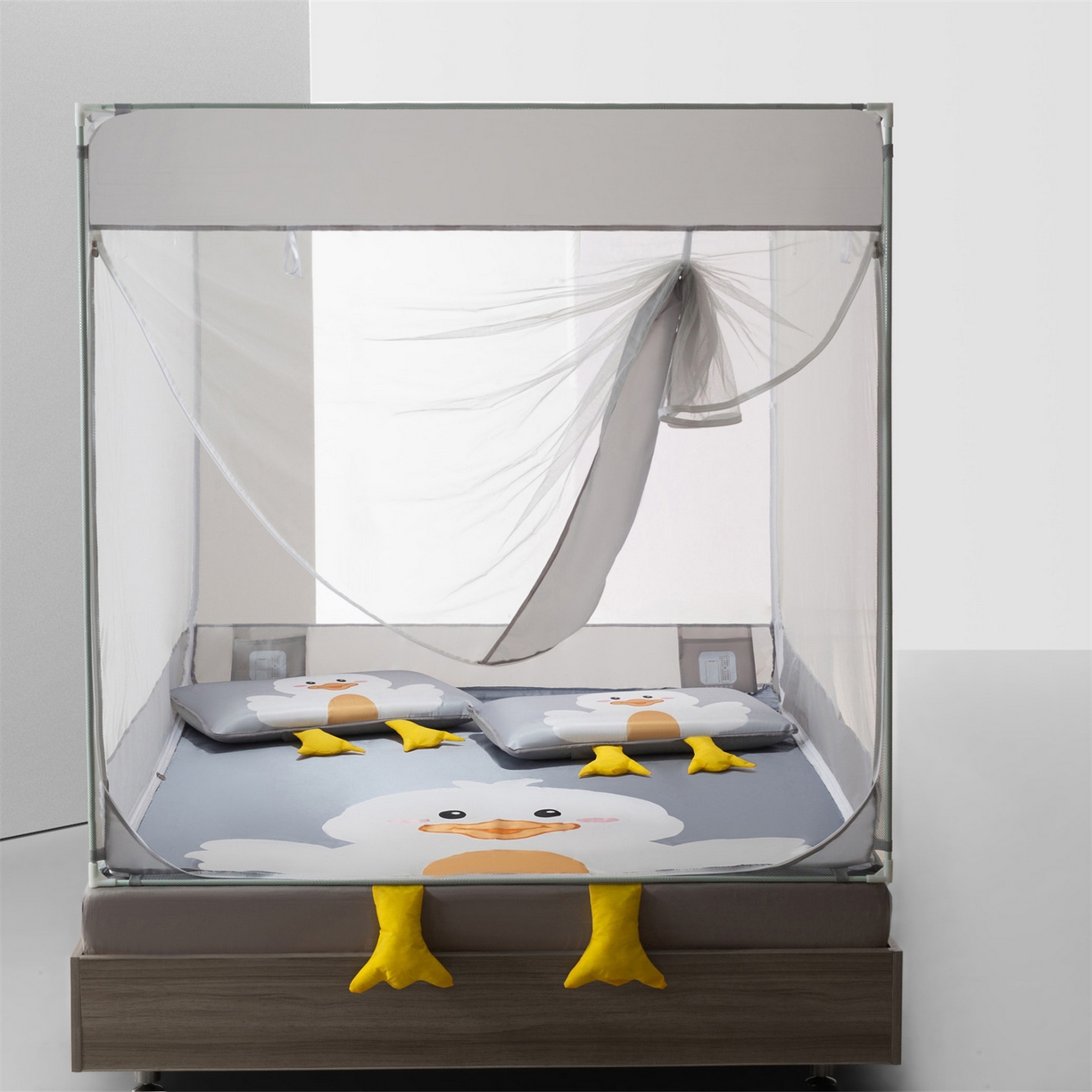 91家纺网 家纺一手货源 找家纺 （总）飞轮海 新款回底坐床三开门防摔强遮光花边蚊帐 Z38