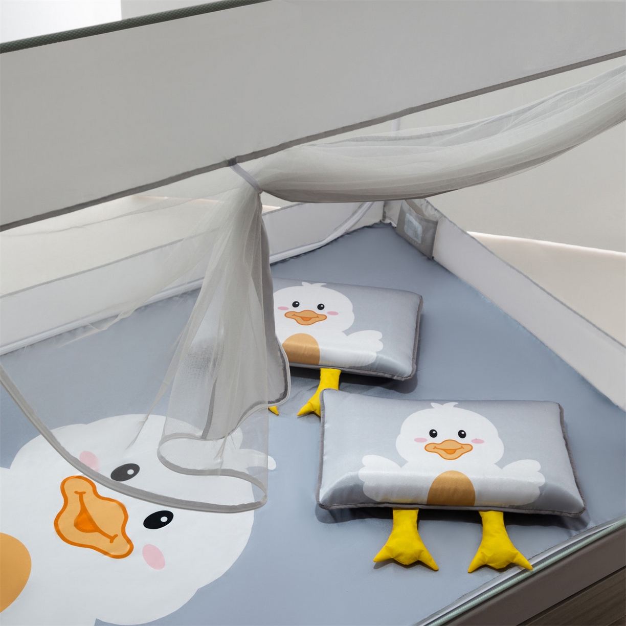 91家纺网 家纺一手货源 找家纺 飞轮海蚊帐 2026新款凉席蚊帐二合一坐床蚊帐-Z71 呆萌鸭