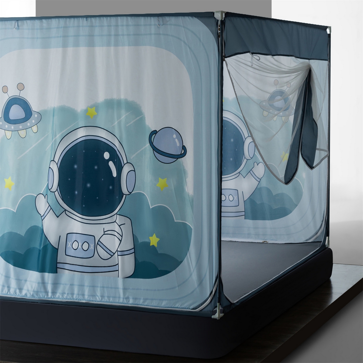 91家纺网 家纺一手货源 找家纺 飞轮海蚊帐 2026新款防摔全包防护坐床旗舰款蚊帐-Z72 太空人