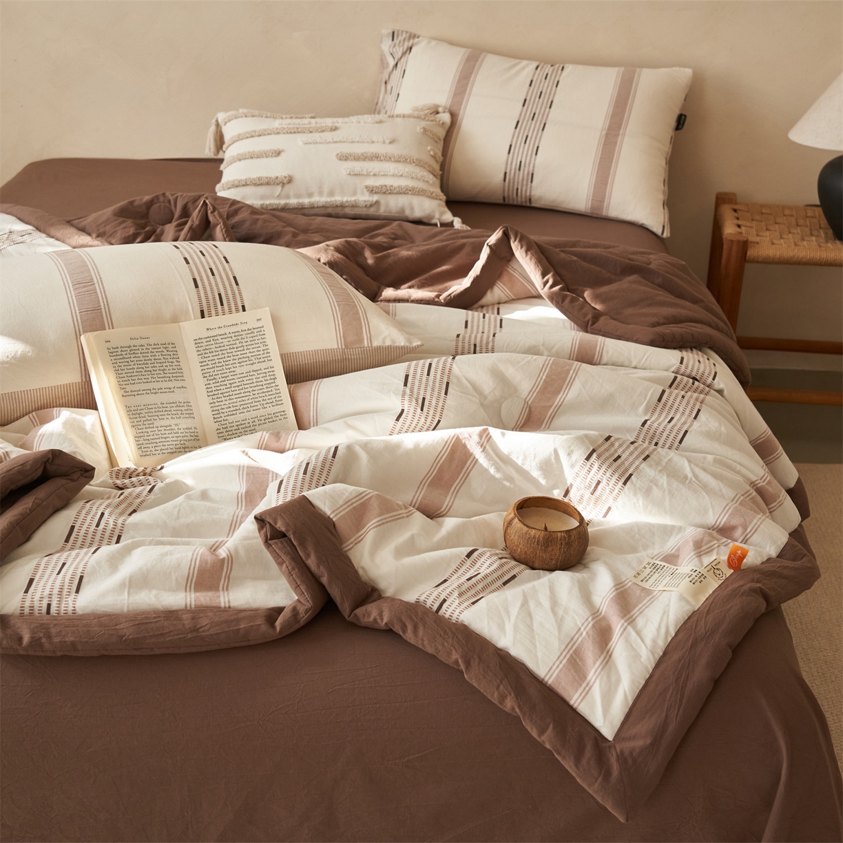 91家纺网 家纺一手货源 找家纺 恬思语家纺 2026春夏新款全棉色织大提花棉花夏被空调被夏凉被四件套如意系列 如意-棕