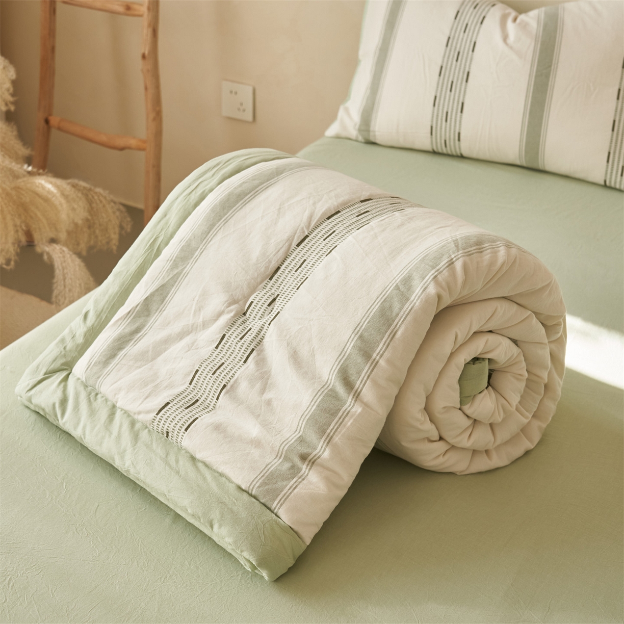 91家纺网 家纺一手货源 找家纺 恬思语家纺 2026春夏新款全棉色织大提花棉花夏被空调被夏凉被四件套如意系列 如意-绿