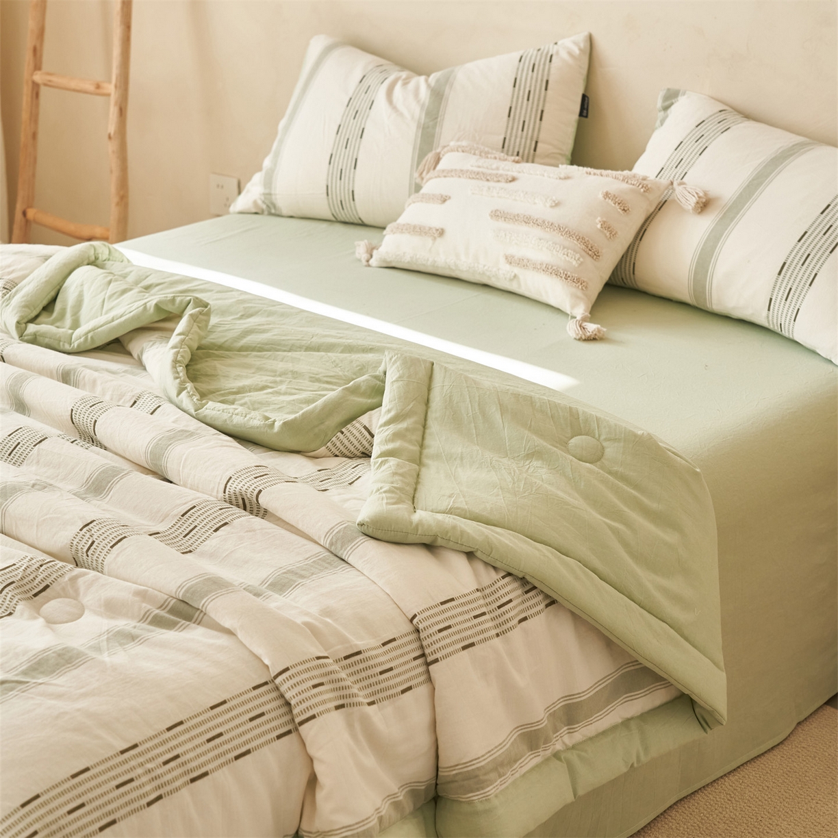 91家纺网 家纺一手货源 找家纺 恬思语家纺 2026春夏新款全棉色织大提花棉花夏被空调被夏凉被四件套如意系列 如意-绿