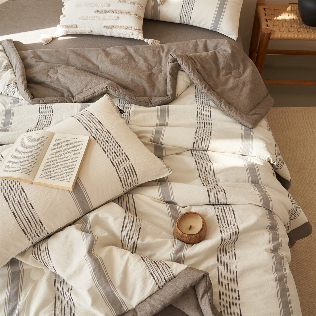 91家纺网 家纺一手货源 找家纺 恬思语家纺 2026春夏新款全棉色织大提花棉花夏被空调被夏凉被四件套如意系列 如意-灰