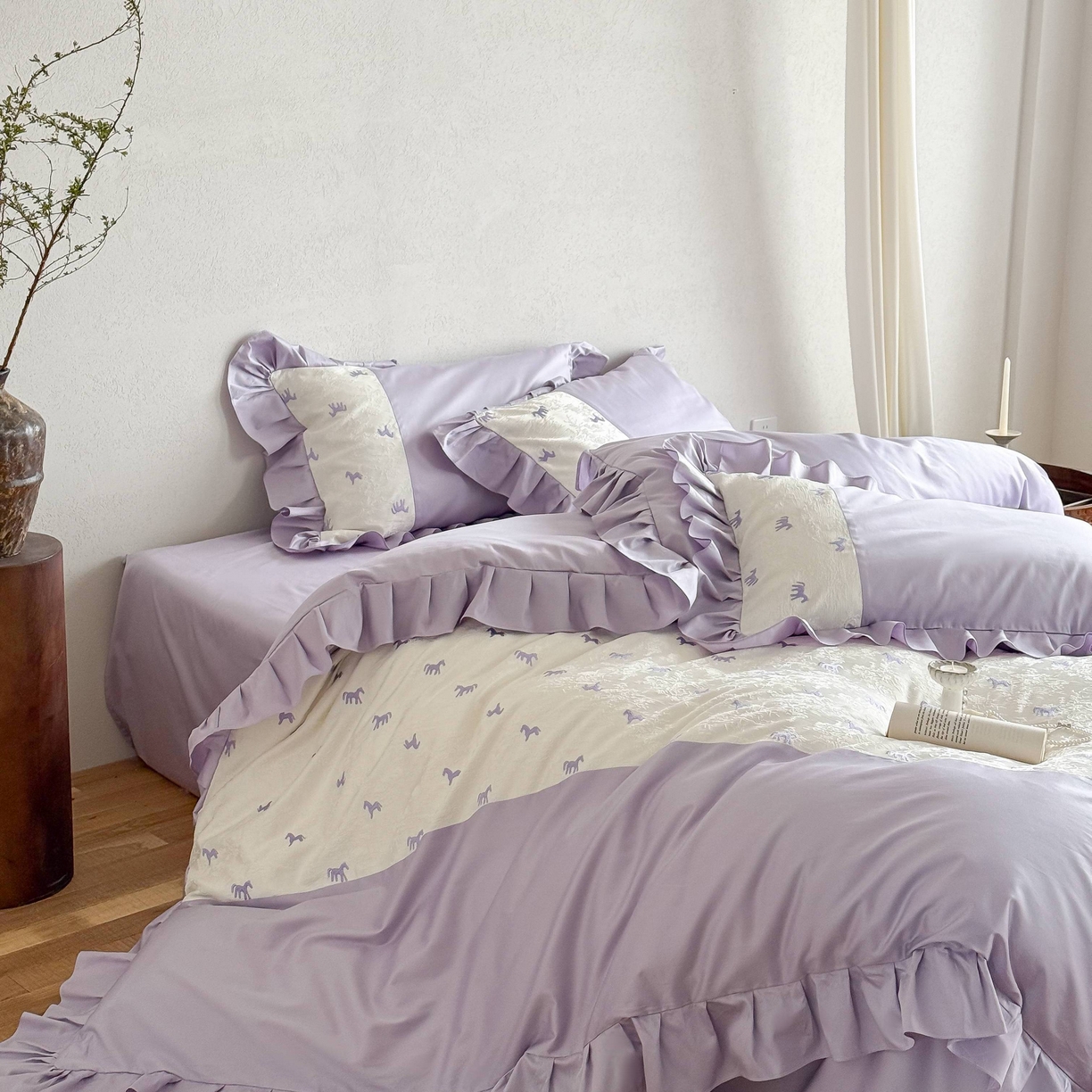 91家纺网 家纺一手货源 找家纺 （总）西西家居 2026春夏新款100S长绒棉纯棉绣花四件套-以梦为马-紫（含精致红色礼盒）