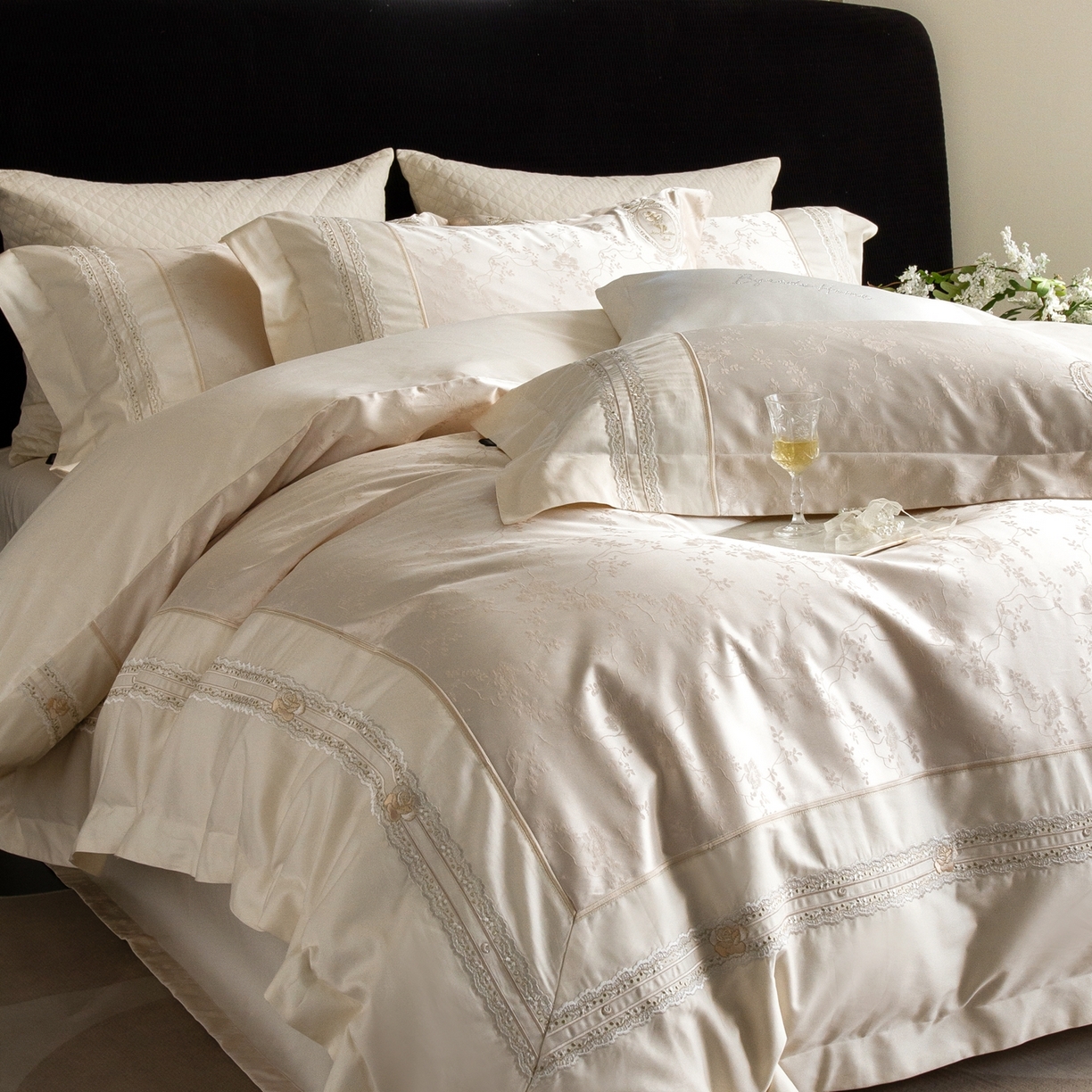 91家纺网 家纺一手货源 找家纺 （总）馨蕊家居 2026春夏新品100S高定高精密刺绣系列--芸蔓