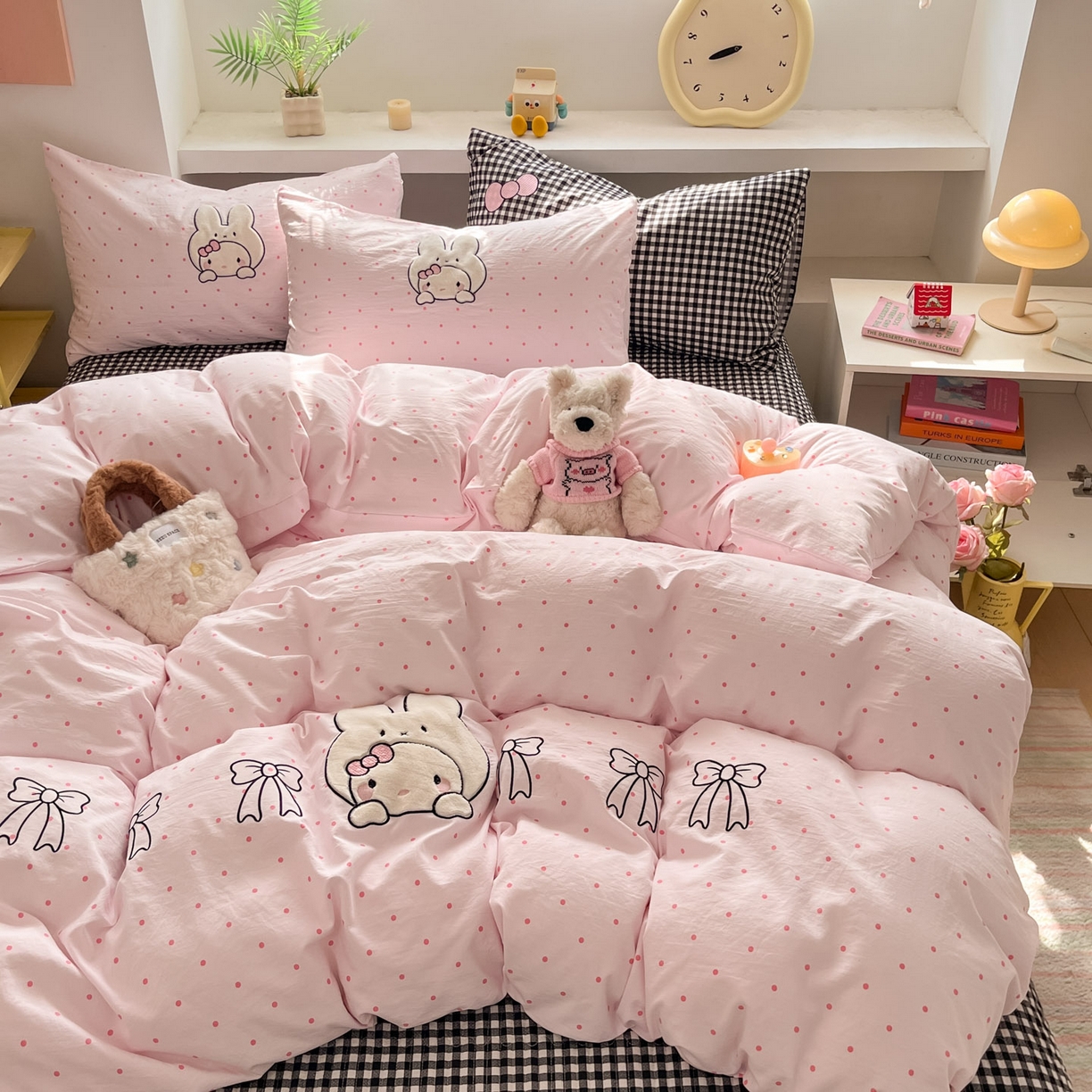 91家纺网 家纺一手货源 找家纺 （总）格真 2026新款古法水洗棉云感纱立体绣花贴布绣单品枕套被套三件套