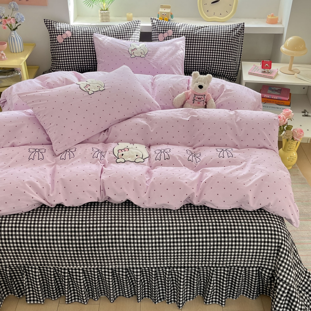 91家纺网 家纺一手货源 找家纺 格真 2026新款立体绣花贴布绣单品枕套被套三件套 小白兔波点紫