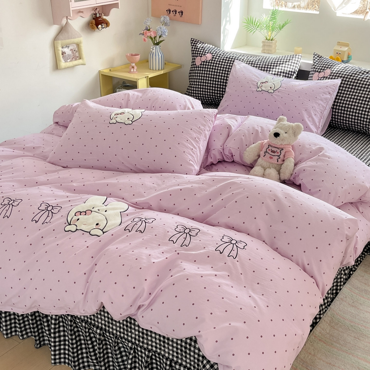 91家纺网 家纺一手货源 找家纺 格真 2026新款立体绣花贴布绣单品枕套被套三件套 小白兔波点紫