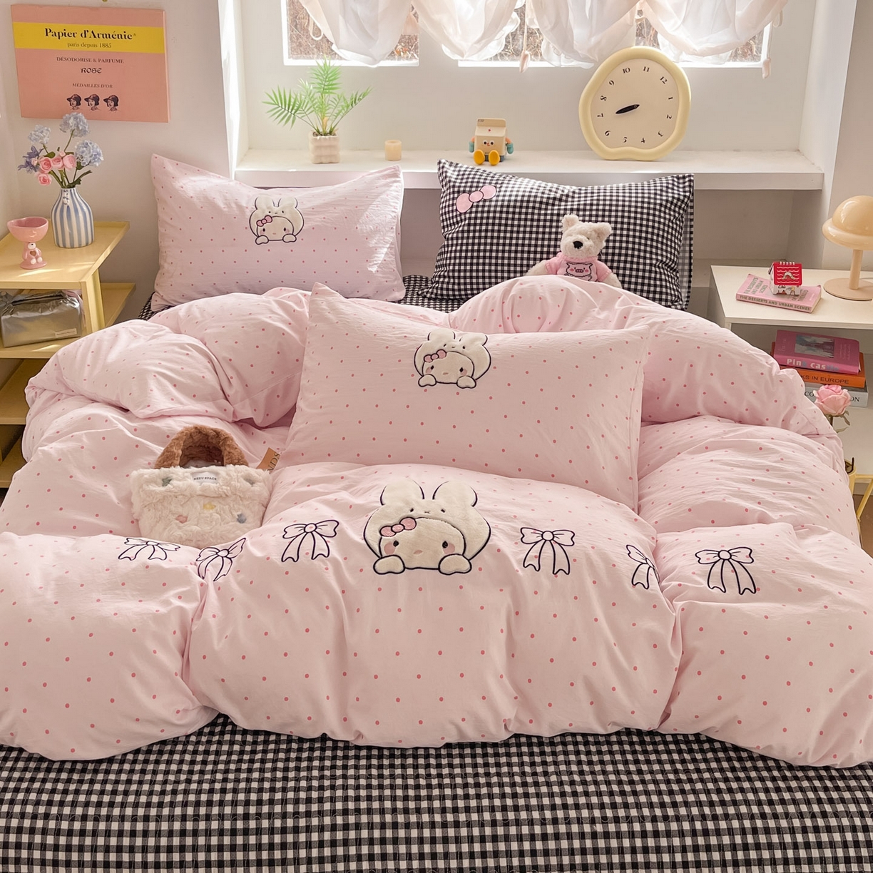 91家纺网 家纺一手货源 找家纺 格真 2026新款立体绣花贴布绣单品枕套被套三件套 小白兔波点粉