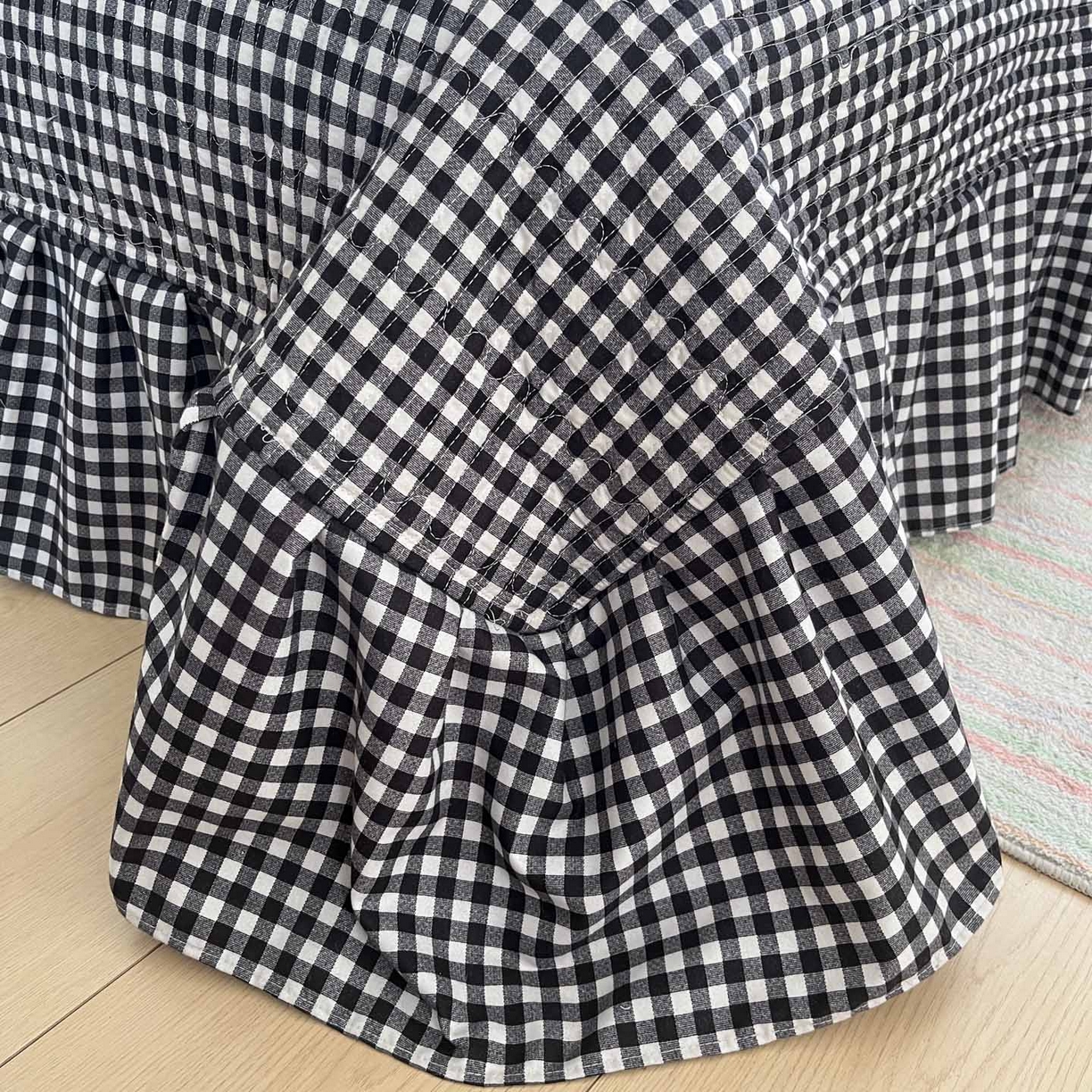 91家纺网 家纺一手货源 找家纺 格真 2026新款立体绣花贴布绣单品枕套被套三件套 小白兔波点粉