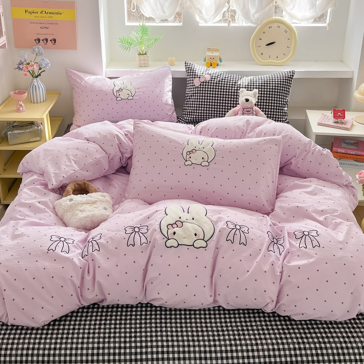 91家纺网 家纺一手货源 找家纺 格真 2026新款立体绣花贴布绣单品枕套被套三件套 小白兔波点紫