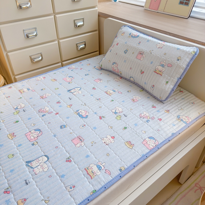 91家纺网 家纺一手货源 找家纺 禧缘家纺（原梦想家） 2026新款全棉夹棉婴童床盖 达乐宝贝--绑带款