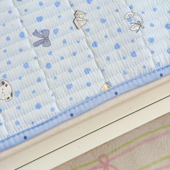 91家纺网 家纺一手货源 找家纺 禧缘家纺（原梦想家） 2026新款全棉夹棉婴童床盖 喵趣日记--绑带款