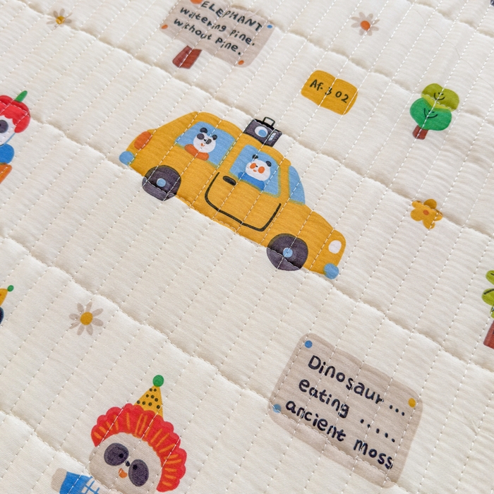 91家纺网 家纺一手货源 找家纺 禧缘家纺（原梦想家） 2026新款全棉夹棉婴童床盖 淘气熊猫--绑带款