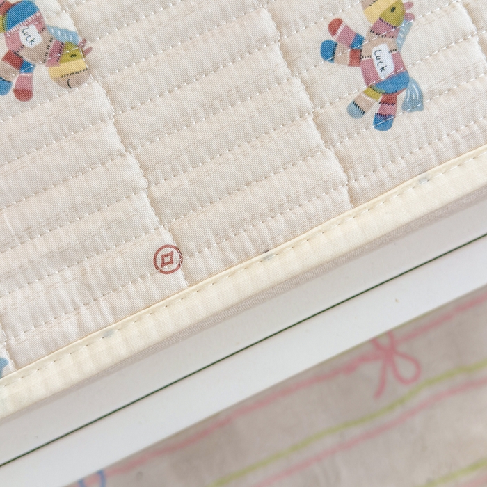 91家纺网 家纺一手货源 找家纺 禧缘家纺（原梦想家） 2026新款全棉夹棉婴童床盖 跳跳马--绑带款