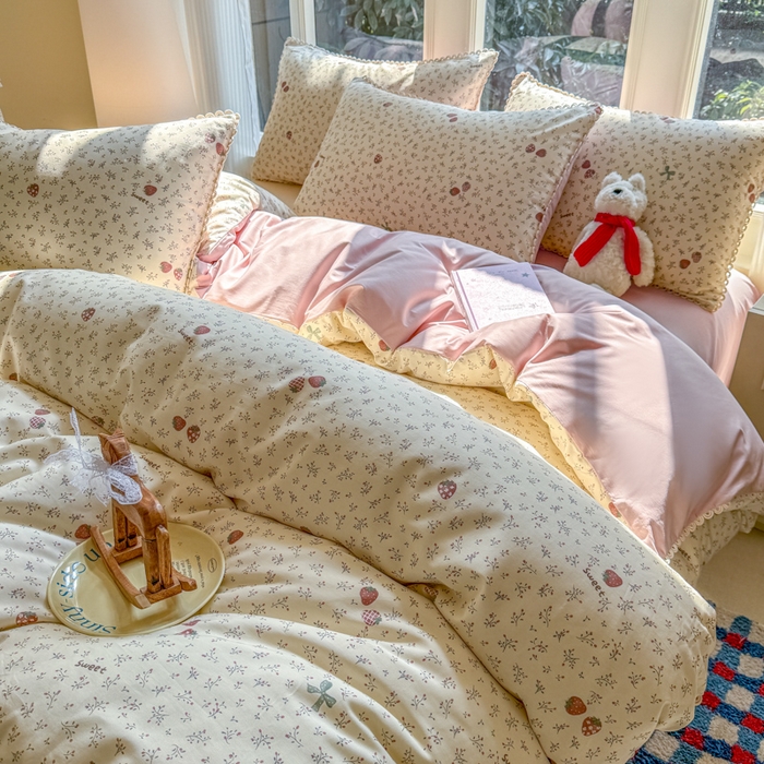 91家纺网 家纺一手货源 找家纺 宅家居 2026爆款田园风甜美小清新喷气印花纯棉四件套韩式圈圈花边40支全棉三件套 草莓