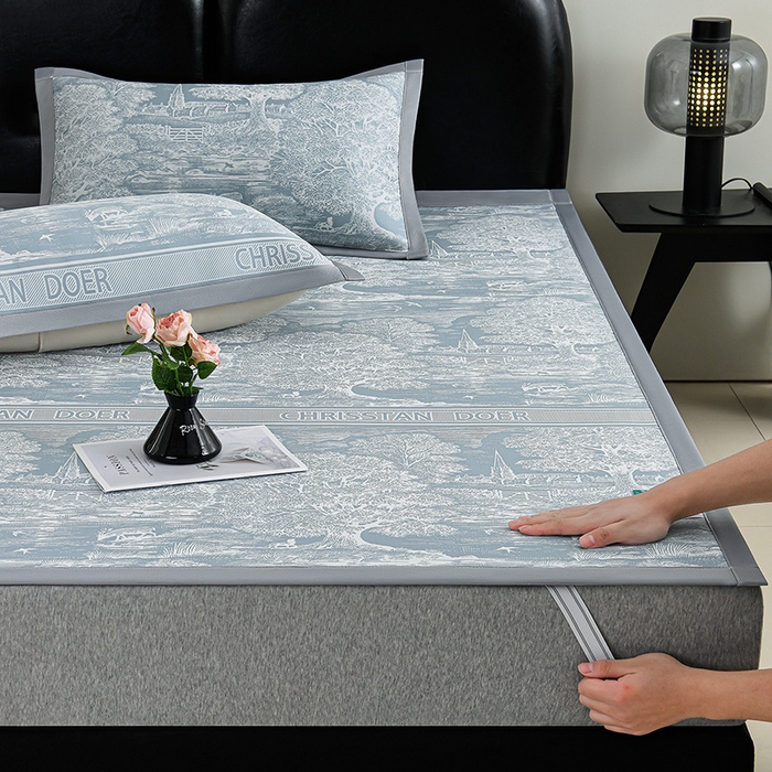 91家纺网 家纺一手货源 找家纺 薇梦蚊帐 2026新款提花宽边冰丝凉感软席 林间秘境-蓝