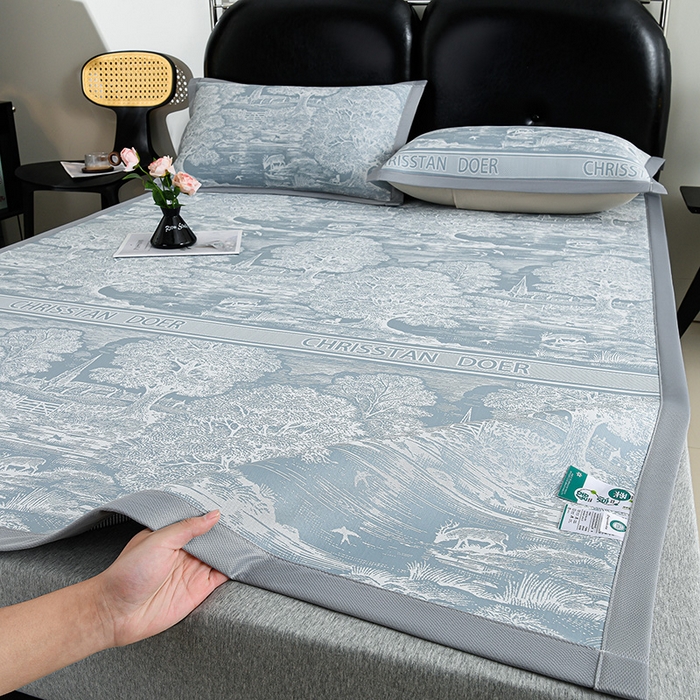 91家纺网 家纺一手货源 找家纺 薇梦蚊帐 2026新款提花宽边冰丝凉感软席 林间秘境-蓝