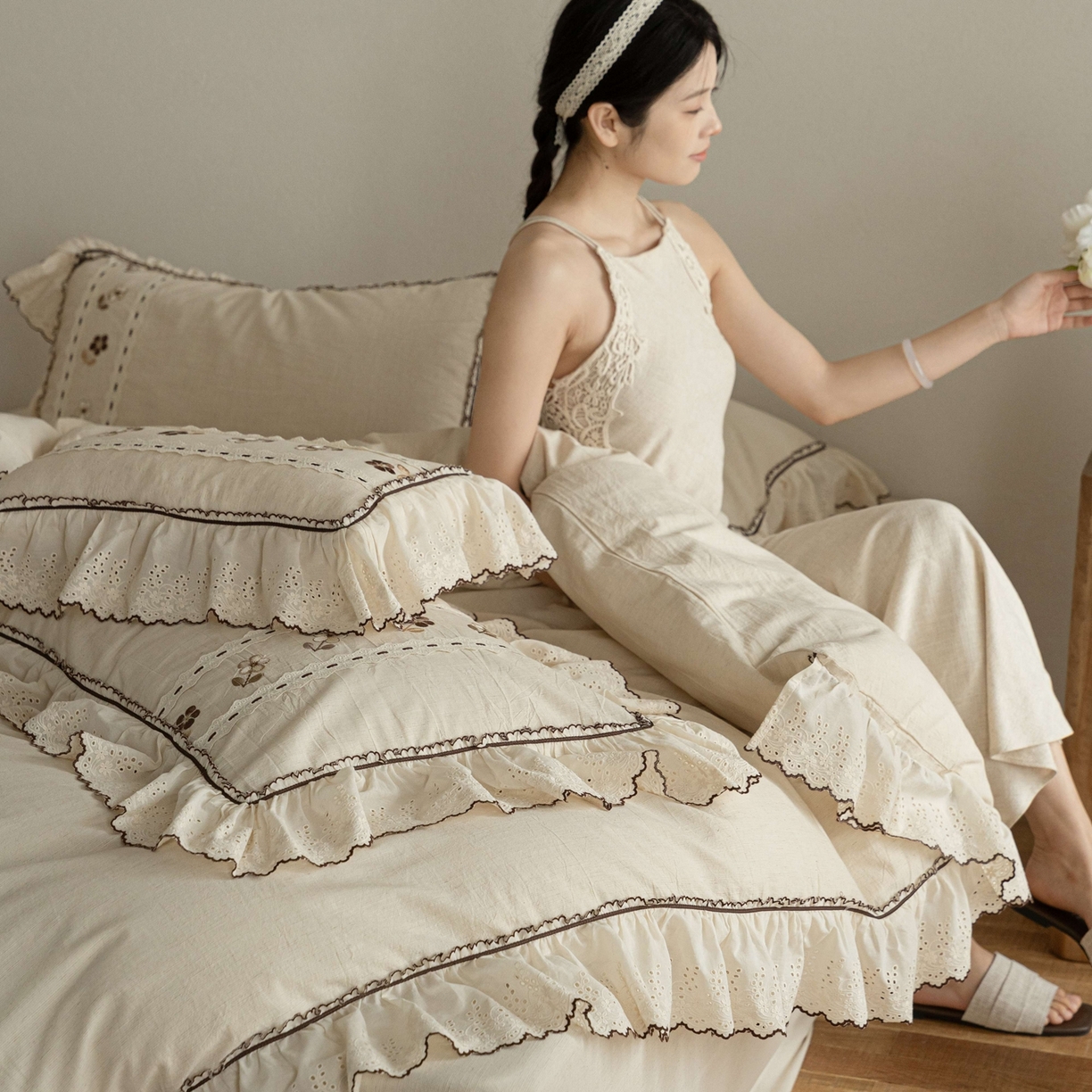 91家纺网 家纺一手货源 找家纺 （总）满座家居 2026春夏新款竹节棉麻特种绣花四件套法式复古四件套（会员-20，控价不低于389)