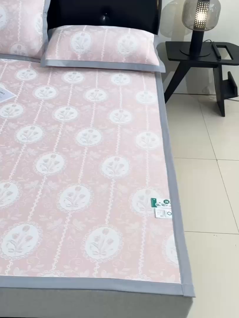 91家纺网 家纺一手货源 找家纺 薇梦蚊帐 2026新款提花宽边冰丝凉感软席 郁金香-粉