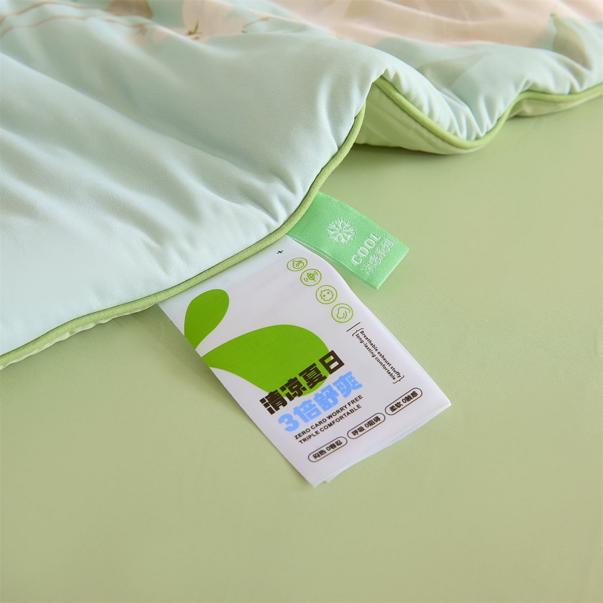 91家纺网 家纺一手货源 找家纺 恬思语家纺 2026春夏新品印花凉感丝大豆夏被夏凉被空调被 花舞-绿