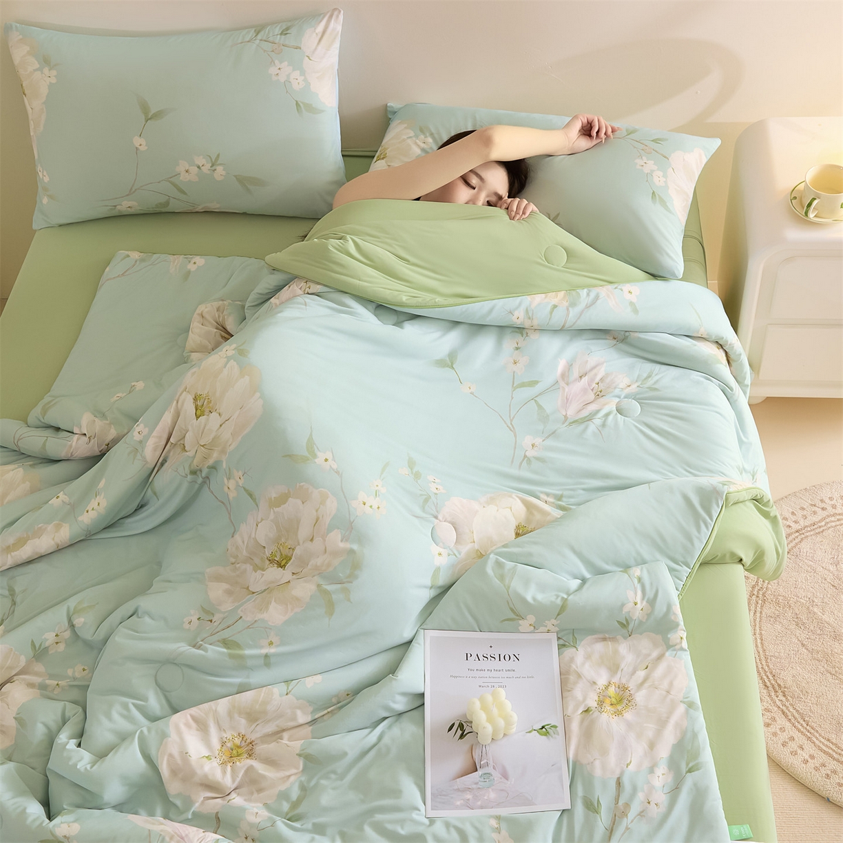 91家纺网 家纺一手货源 找家纺 恬思语家纺 2026春夏新品印花凉感丝大豆夏被夏凉被空调被 花舞-绿