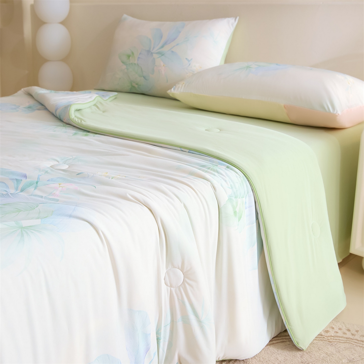 91家纺网 家纺一手货源 找家纺 恬思语家纺 2026春夏新品印花凉感丝大豆夏被夏凉被空调被 栖染-绿