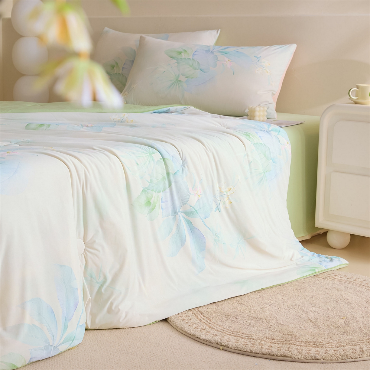 91家纺网 家纺一手货源 找家纺 恬思语家纺 2026春夏新品印花凉感丝大豆夏被夏凉被空调被 栖染-绿