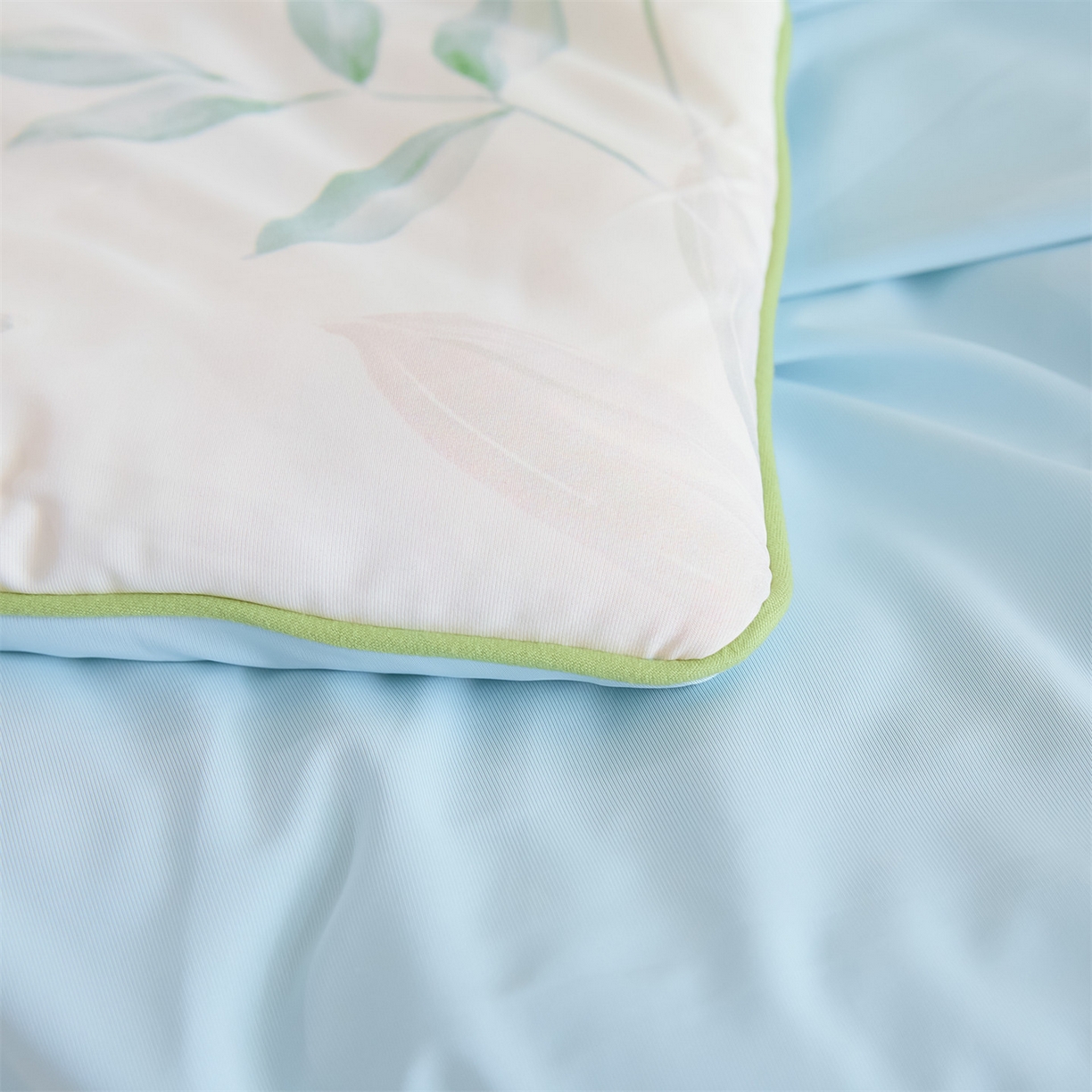 91家纺网 家纺一手货源 找家纺 恬思语家纺 2026春夏新品印花凉感丝大豆夏被夏凉被空调被 锦云-米