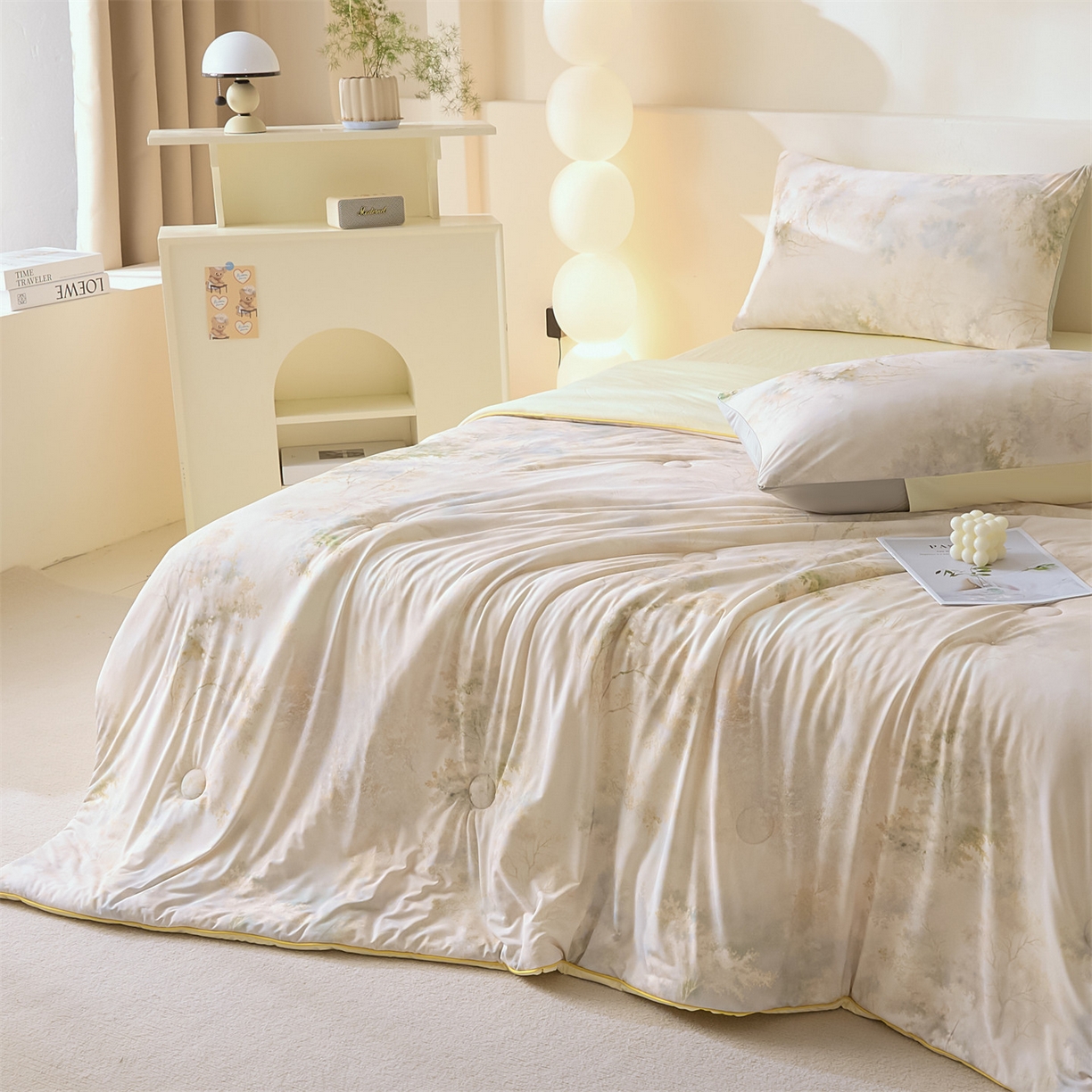 91家纺网 家纺一手货源 找家纺 恬思语家纺 2026春夏新品印花凉感丝大豆夏被夏凉被空调被 一帘幽梦-黄