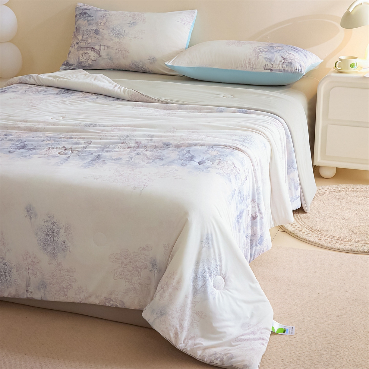 91家纺网 家纺一手货源 找家纺 恬思语家纺 2026春夏新品印花凉感丝大豆夏被夏凉被空调被 紫烟城-紫