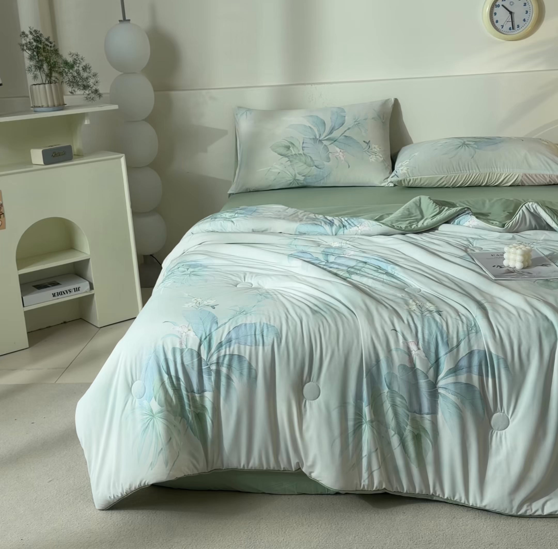 91家纺网 家纺一手货源 找家纺 恬思语家纺 2026春夏新品印花凉感丝大豆夏被夏凉被空调被 栖染-绿