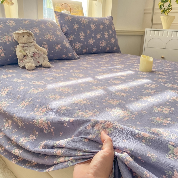 91家纺网 家纺一手货源 找家纺 晓时候 2026新款A类云感双层纱床单三件套单品单件床单 豆蔻