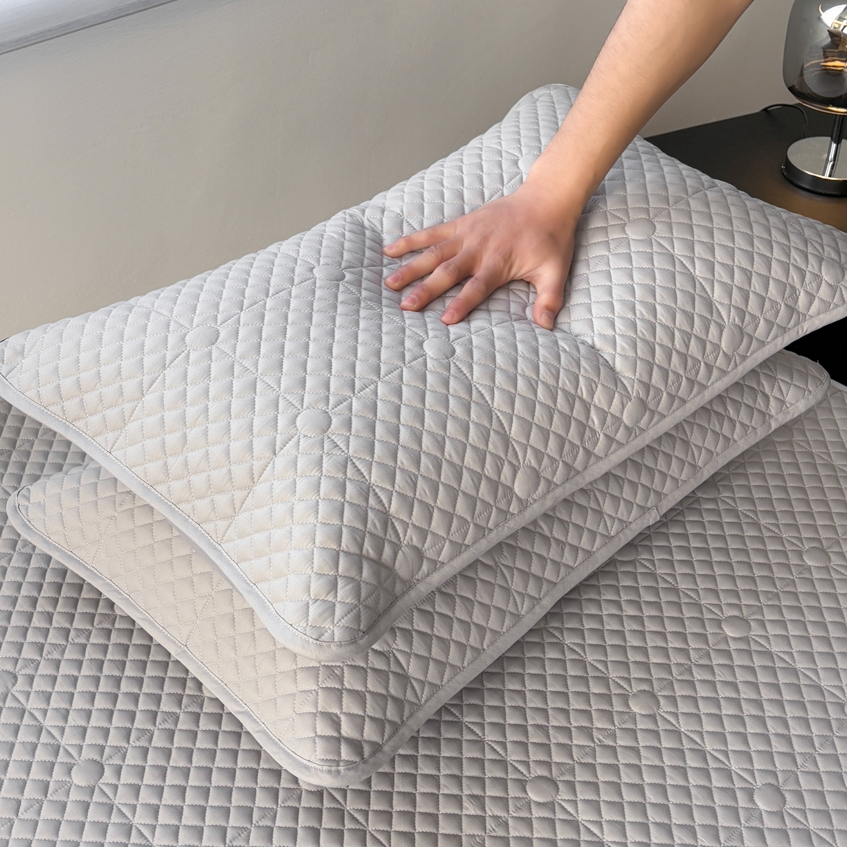 91家纺网 家纺一手货源 找家纺 居眠 2026新款全棉夹棉单枕套枕套单件-棋盘格 棋盘格-星灰