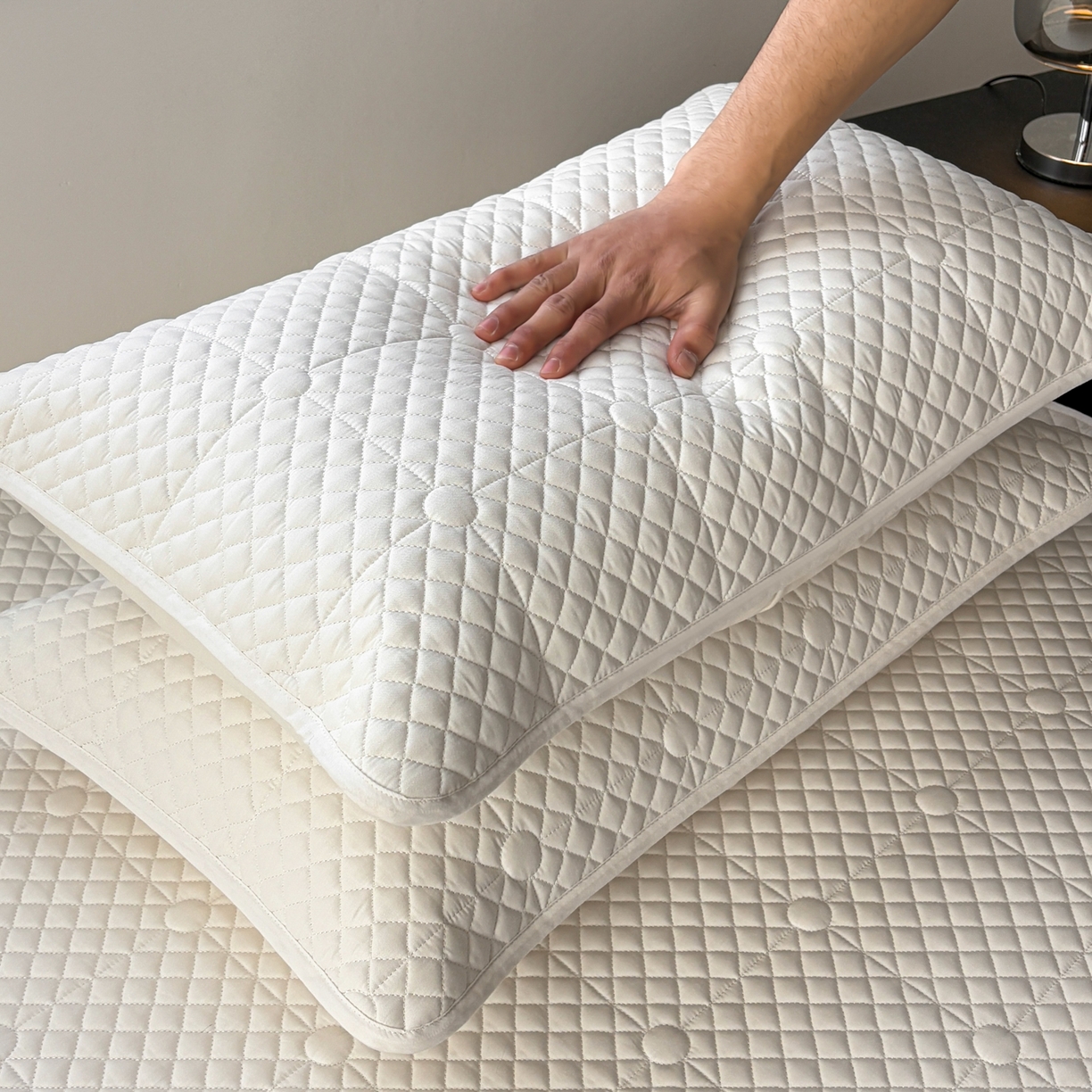 91家纺网 家纺一手货源 找家纺 居眠 2026新款全棉夹棉单枕套枕套单件-棋盘格 棋盘格-奶白