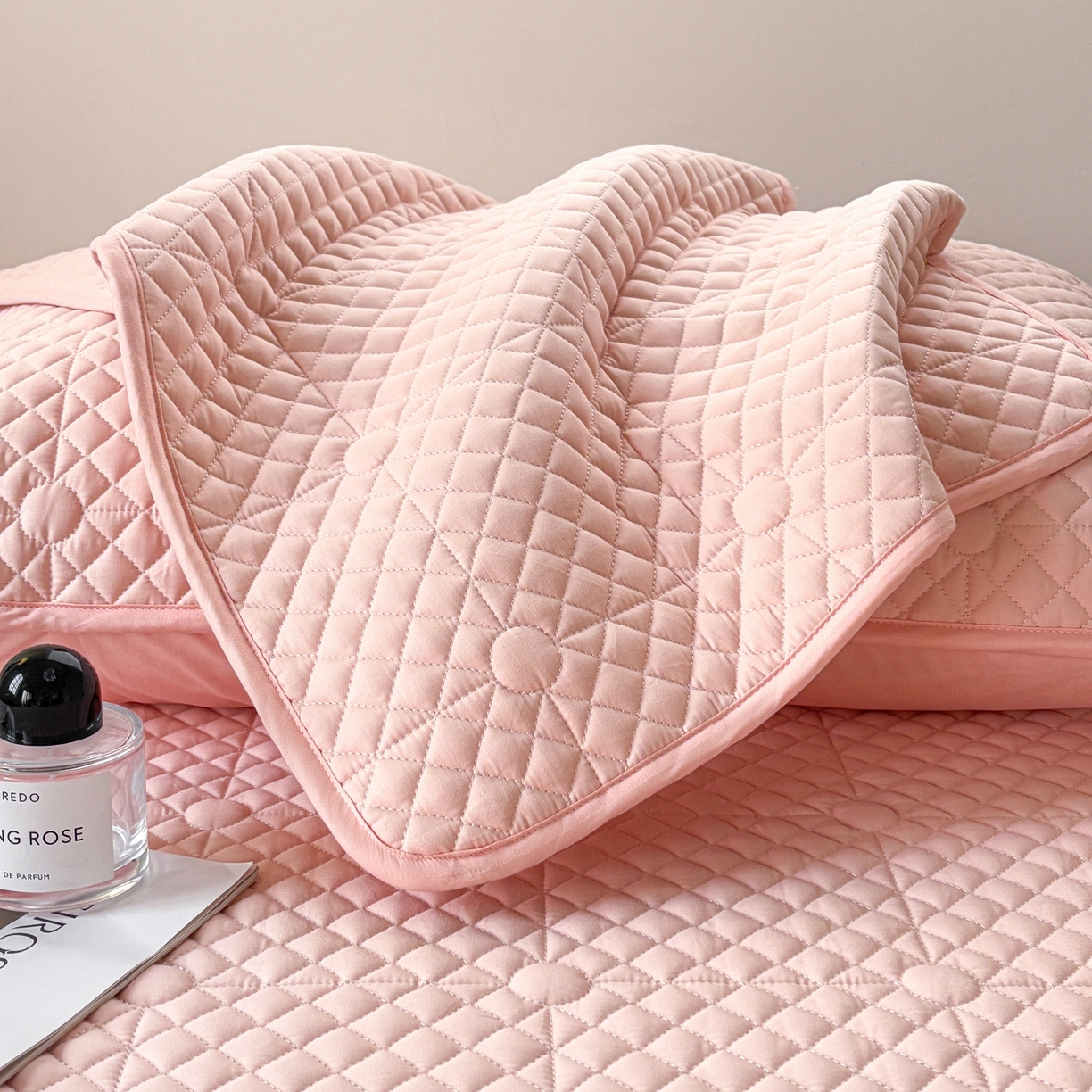 91家纺网 家纺一手货源 找家纺 居眠 2026新款全棉夹棉单枕套枕套单件-棋盘格 棋盘格-柔粉