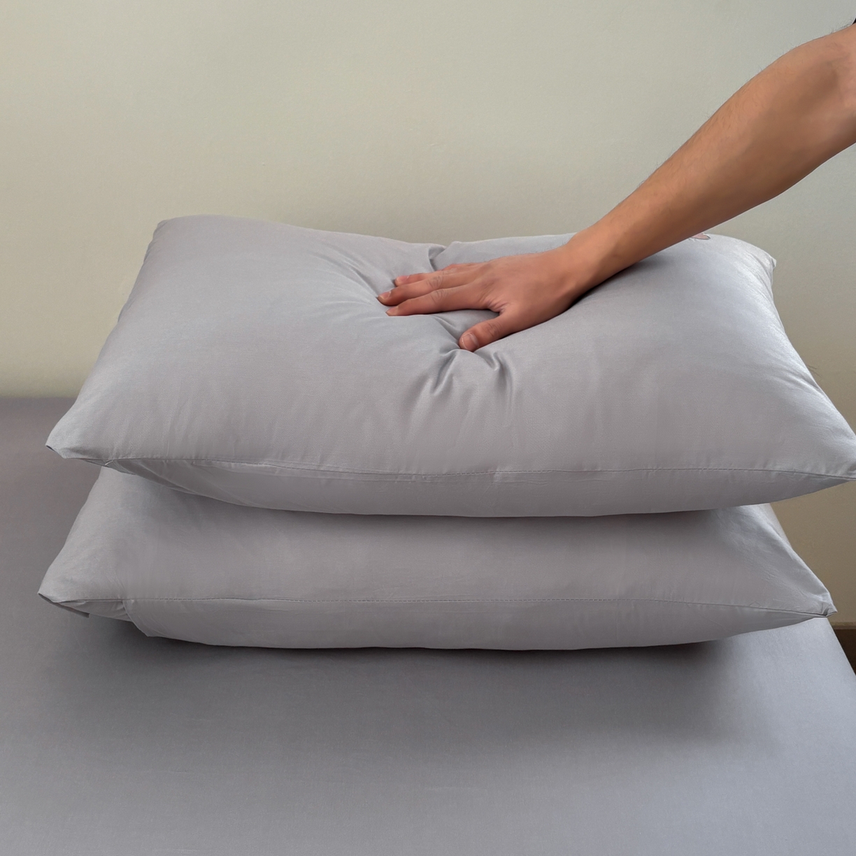 91家纺网 家纺一手货源 找家纺 居眠 2026新款全棉纯棉单层米乐熊单枕套枕套单件 米乐熊-灰色