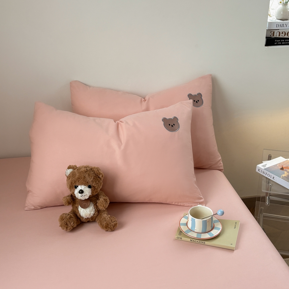 91家纺网 家纺一手货源 找家纺 居眠 2026新款全棉纯棉单层米乐熊单枕套枕套单件 米乐熊-粉色