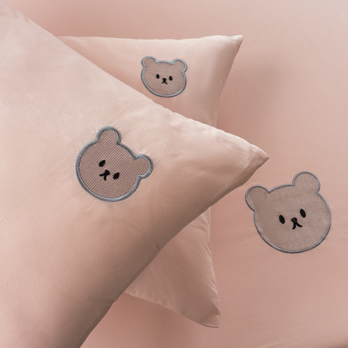 91家纺网 家纺一手货源 找家纺 居眠 2026新款全棉纯棉单层米乐熊单枕套枕套单件 米乐熊-粉色