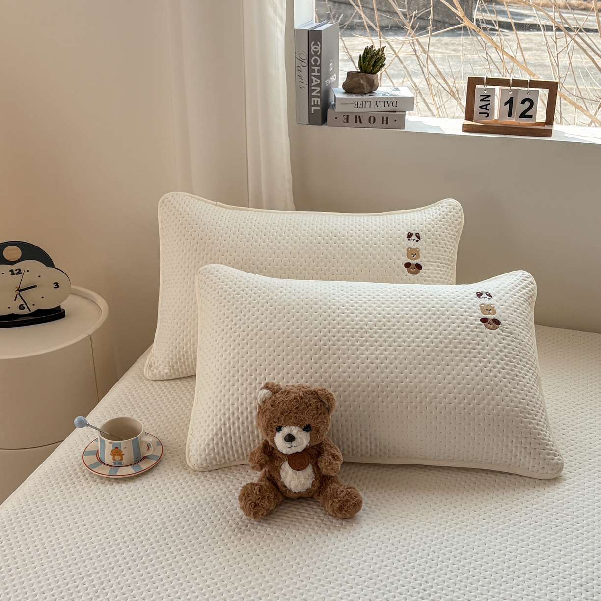 （总）居眠 2026新款卡通刺绣夹棉防水单枕套枕套单件-童话乐园