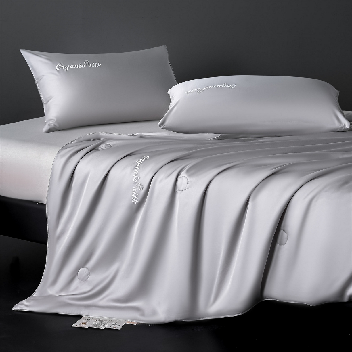 91家纺网 家纺一手货源 找家纺 恬思语家纺 2026春夏新品纯色莱赛尔天丝蚕丝夏被夏凉被空调被 若云-星灰