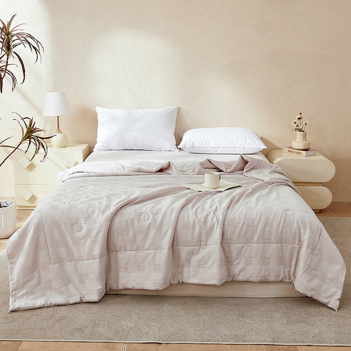 91家纺网 家纺一手货源 找家纺 阳光被业 2026新款100%纯棉大提花夏凉被大豆空调被 全棉春秋被学生棉被 浅灰