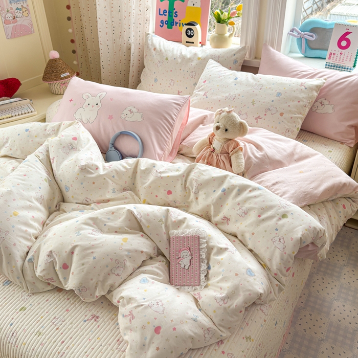 91家纺网 家纺一手货源 找家纺 Sweet dreams甜梦 2026新款小清新卡通全棉纯棉印花床盖四件套 星星小兔