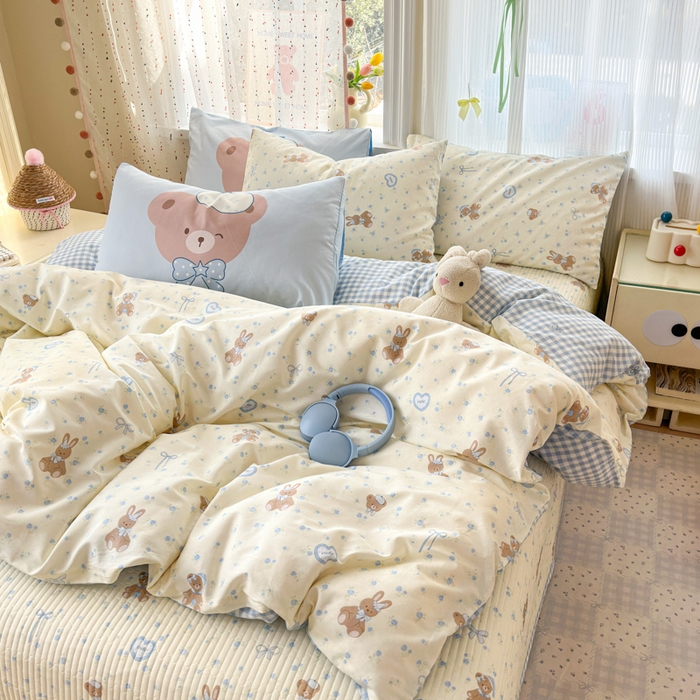 91家纺网 家纺一手货源 找家纺 Sweet dreams甜梦 2026新款小清新卡通全棉纯棉印花床盖四件套 蝴蝶结兔兔