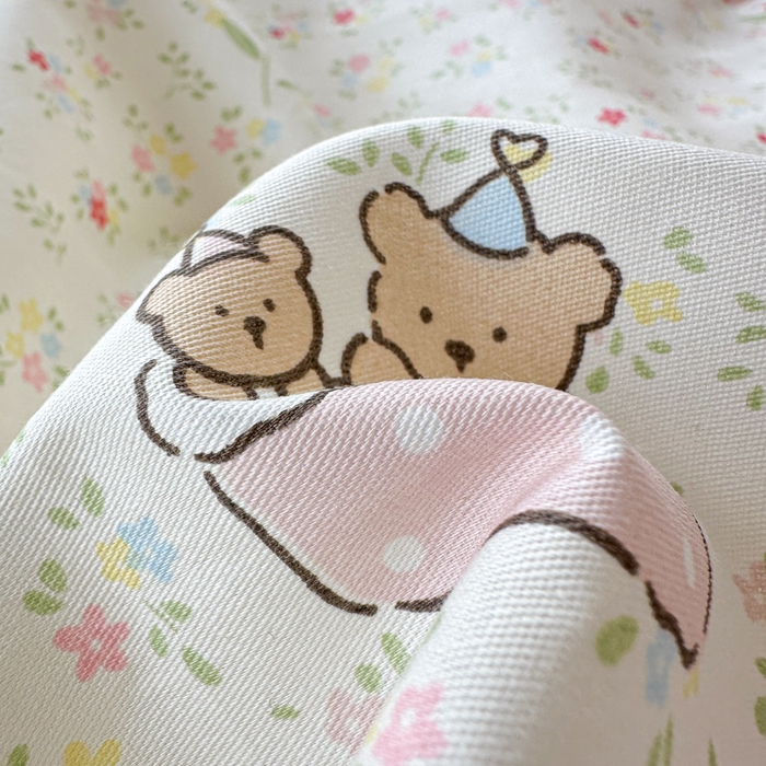 91家纺网 家纺一手货源 找家纺 Sweet dreams甜梦 2026新款小清新卡通全棉纯棉印花床盖四件套 碎花小熊