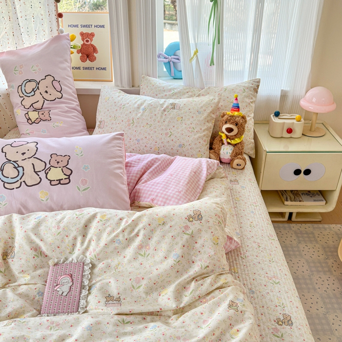 91家纺网 家纺一手货源 找家纺 Sweet dreams甜梦 2026新款小清新卡通全棉纯棉印花床盖四件套 碎花小熊
